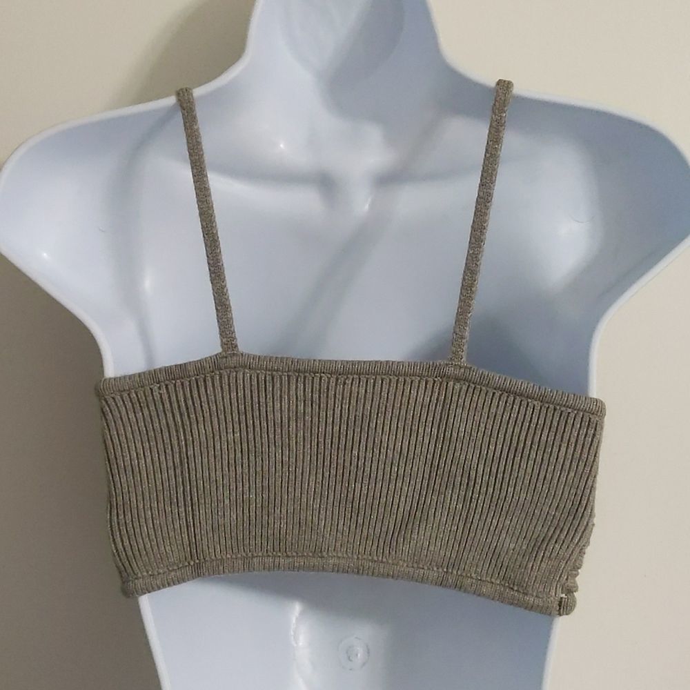 Fashionable Crop Top Size XS-S - Picture 3 of 5